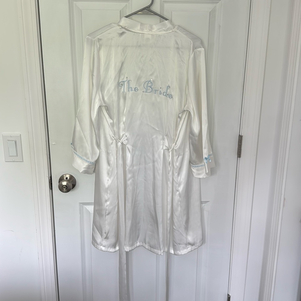 “The Bride Satin Wrap” In Bloom by Jonquil Robe Never worn